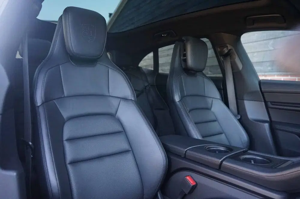 Porsche Taycan Performance Plus 93KWH uit 2023, foto 14