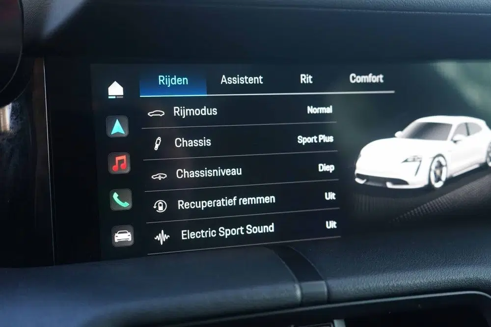 Porsche Taycan Performance Plus 93KWH uit 2023, foto 18