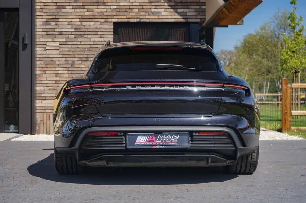 Porsche Taycan Performance Plus 93KWH uit 2023, foto 9