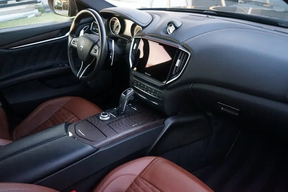 Maserati Ghibli 2.0 MHEV GranSport GT 330PK Pano/B&W/21"/Spo uit 2021, foto 13