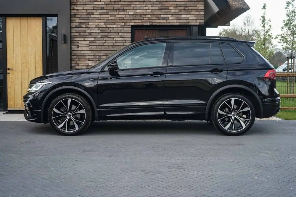 Volkswagen Tiguan 3X R-Line 2.0 TSI 4Motion 245PK R uit 2021, foto 17