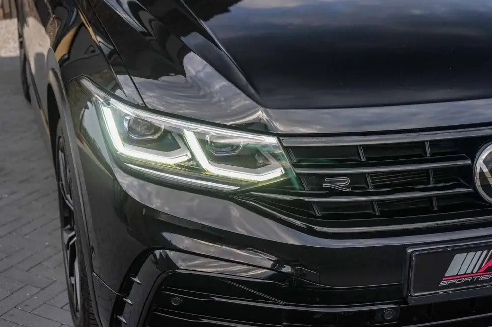 Volkswagen Tiguan 3X R-Line 2.0 TSI 4Motion 245PK R uit 2021, foto 19