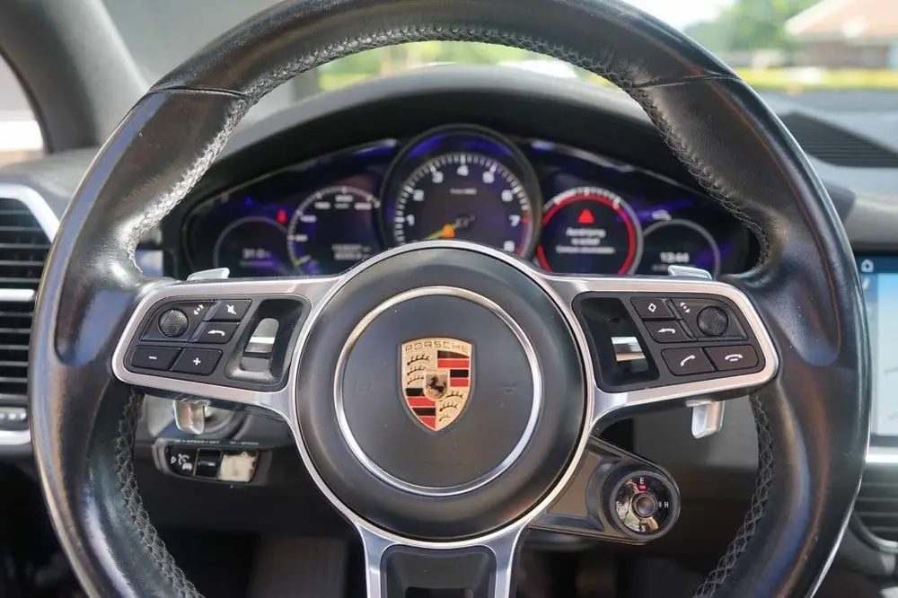 Porsche Cayenne 3.0 E-Hybrid V6 Pano uit 2020, foto 14