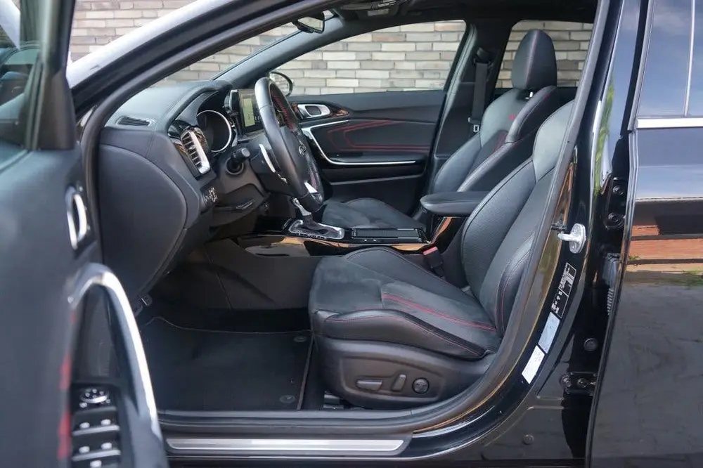 Kia ProCeed GT 1.6 T-GDI DCT/Pano/JBL/Memory/ACC/204PK uit 2019, foto 14