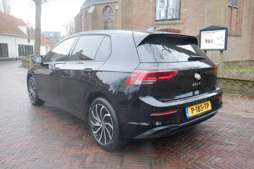 Volkswagen Golf 1.0 TSI 110pk Life Business-CAMERA-STOEL/STU uit 2022, foto 6