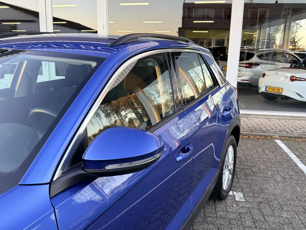 Volkswagen T-Roc 1.0 TSI Life | LED | Apple Carplay | Adapt. uit 2023, foto 16