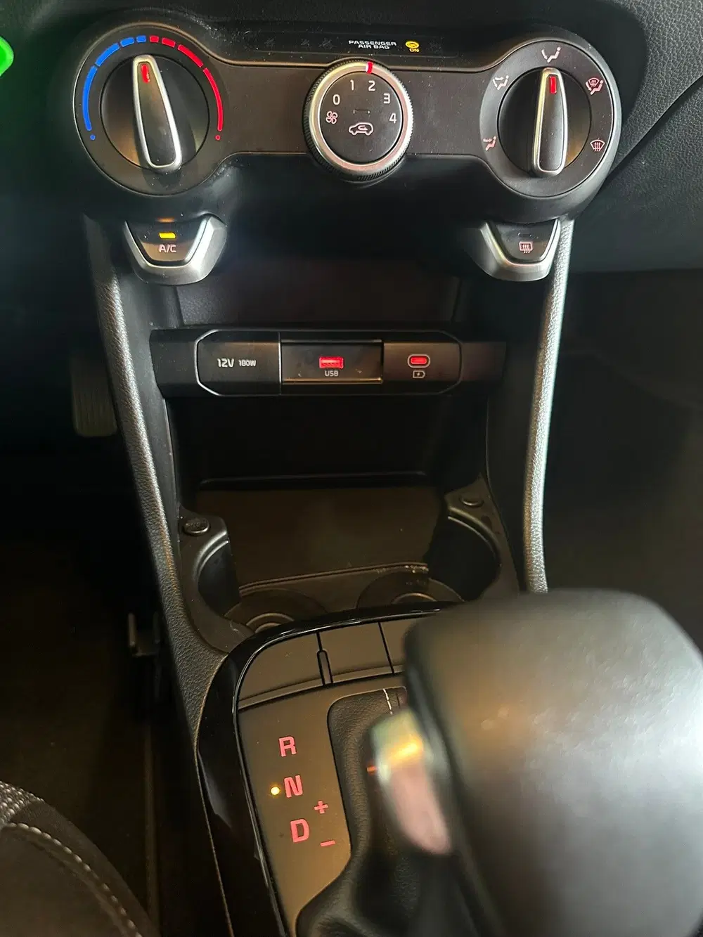 Kia Picanto 1.0 DPI DynamicLine Automaat Apple uit 2025, foto 16
