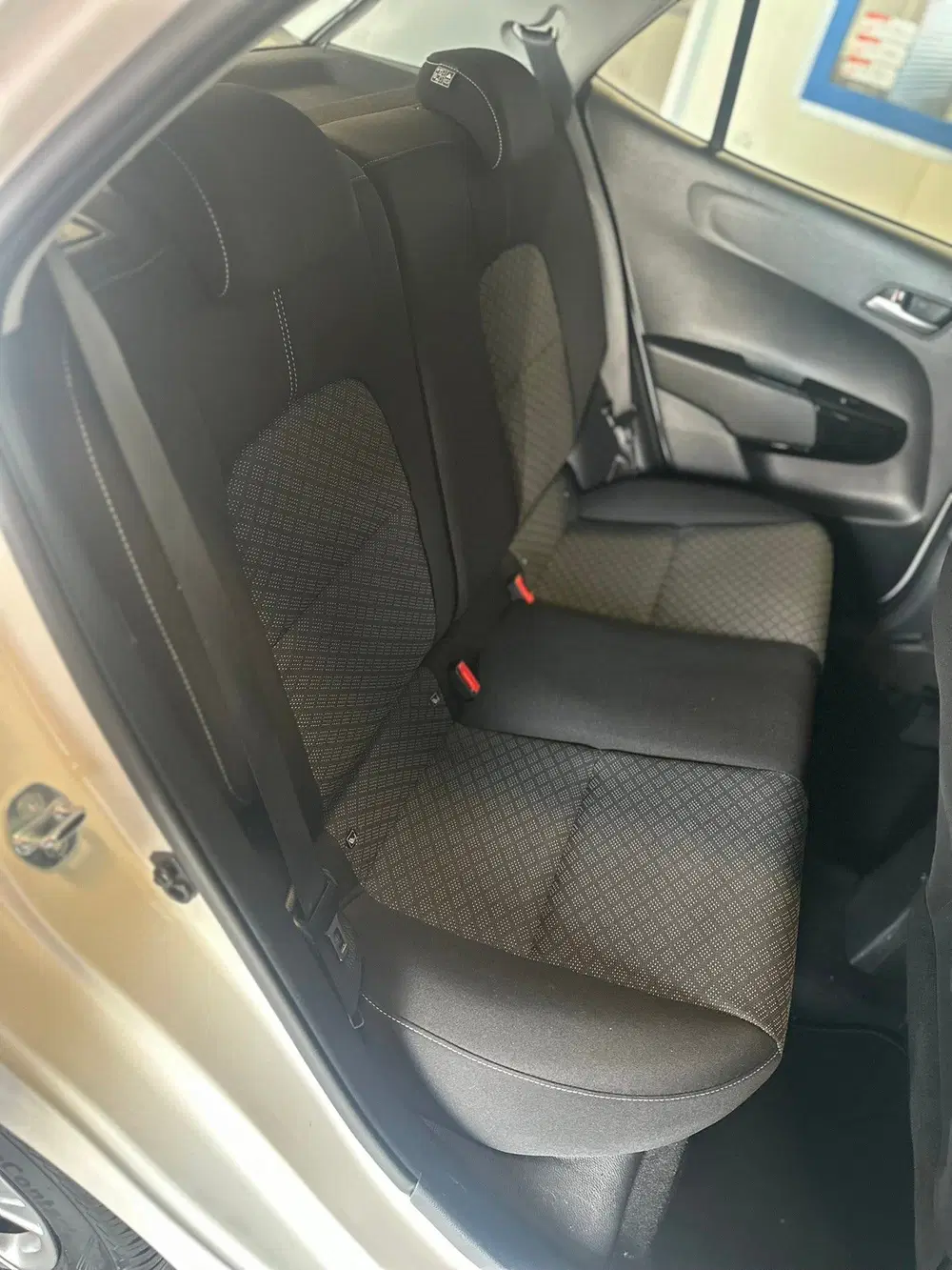 Kia Picanto 1.0 DPI DynamicLine Automaat Apple uit 2025, foto 19