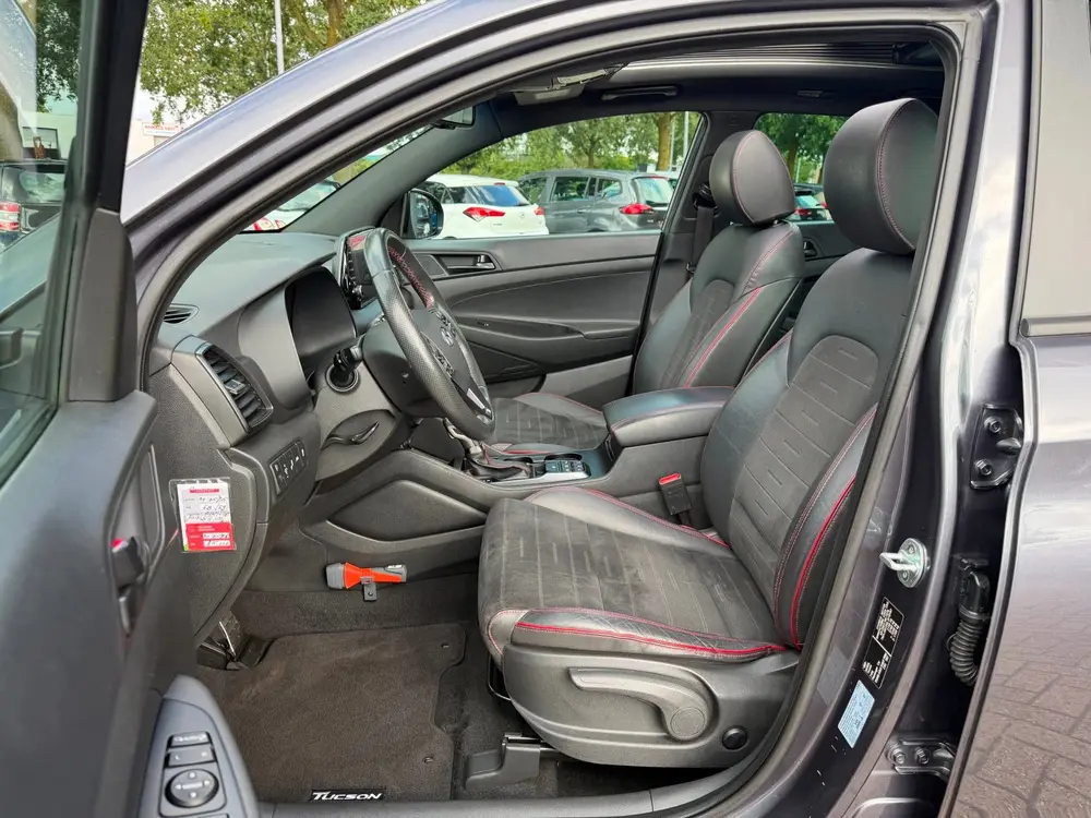 Hyundai Tucson 1.6 T-GDI N-Line Automaat, Navi, Carplay, DAB uit 2019, foto 6