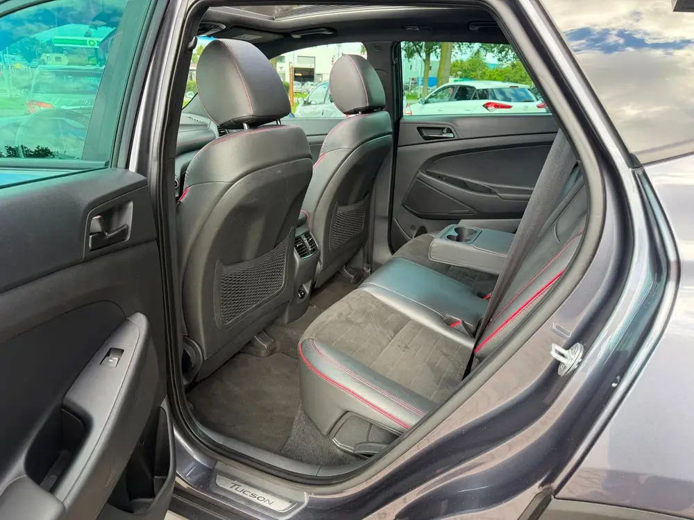 Hyundai Tucson 1.6 T-GDI N-Line Automaat, Navi, Carplay, DAB uit 2019, foto 8