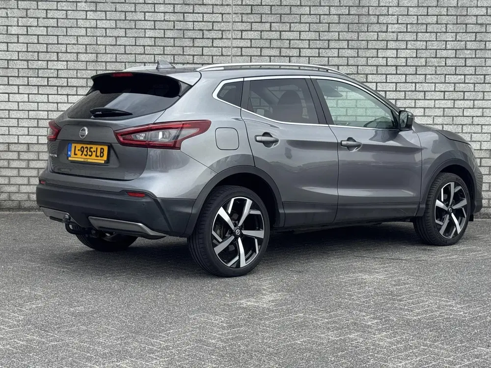 Nissan Qashqai 1.3 DIG-T Premium Edition uit 2021, foto 2