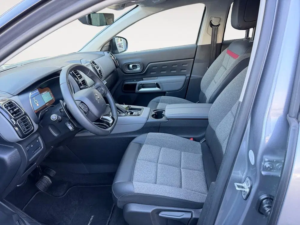Citroën C5 Aircross Citroen C5 Aircross 1.6 Plug-in Hybrid 225 uit 2022, foto 9