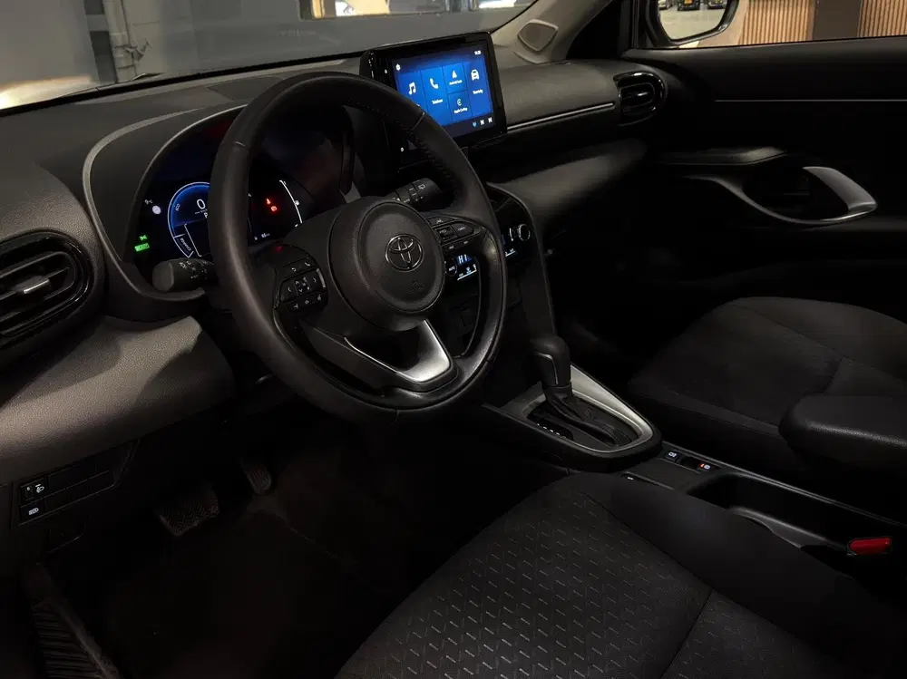 Toyota Yaris Cross 1.5 Hybrid 115 Active CARPLAY uit 2025, foto 9