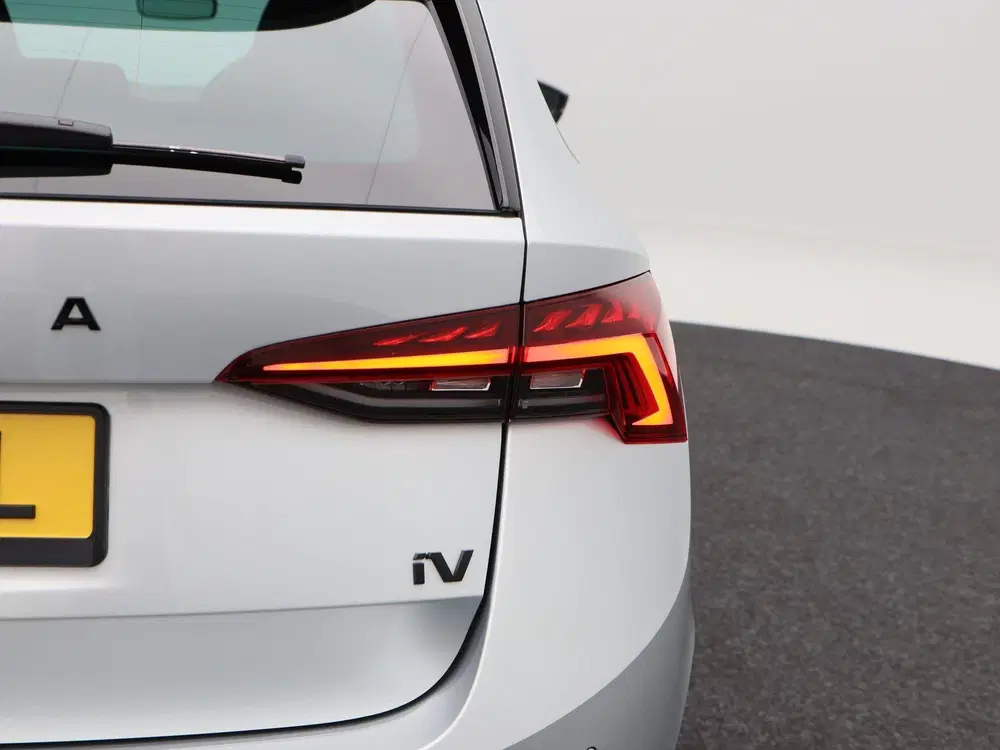 Skoda Octavia 1.4 TSI iV 204 Pk PHEV Sportline Busines uit 2024, foto 15