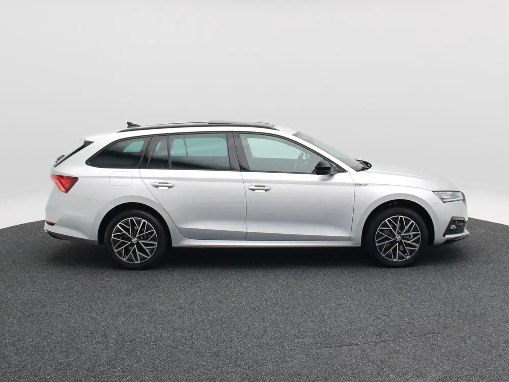 Skoda Octavia 1.4 TSI iV 204 Pk PHEV Sportline Busines uit 2024, foto 8