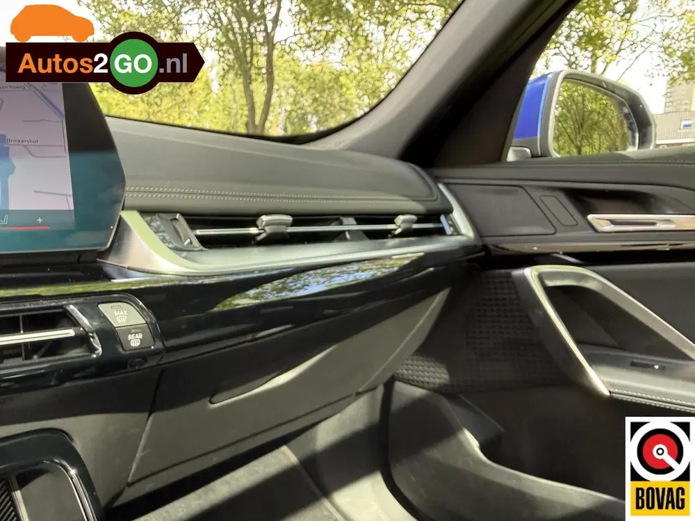 BMW iX1 eDrive20 67 kWh uit 2025, foto 5