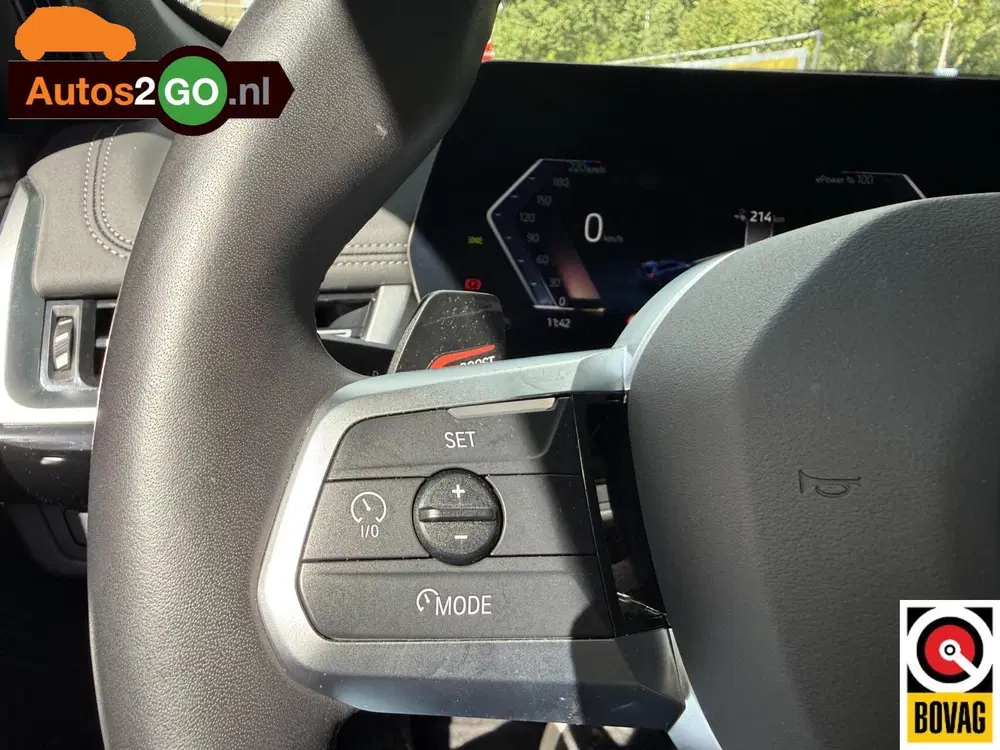 BMW iX1 eDrive20 67 kWh uit 2025, foto 8