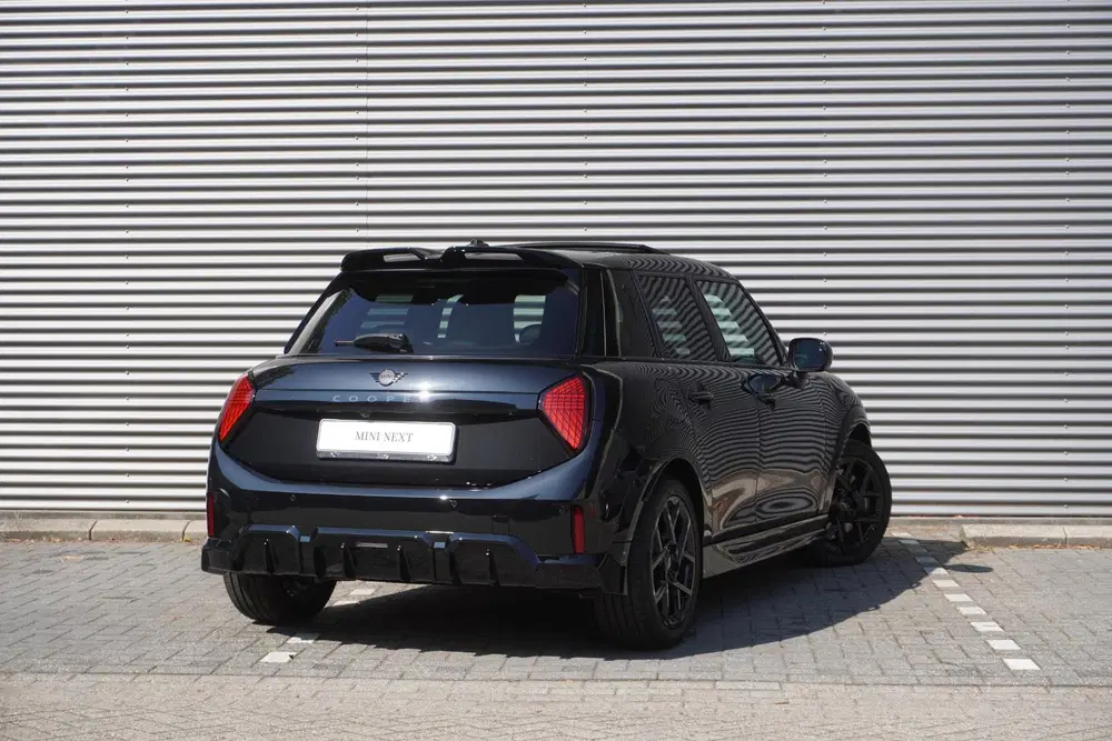Mini John Cooper Works Cooper C uit 2026, foto 2
