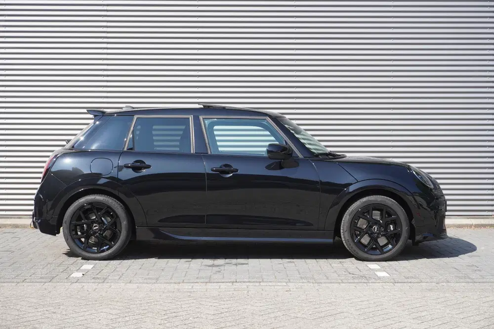 Mini John Cooper Works Cooper C uit 2026, foto 4