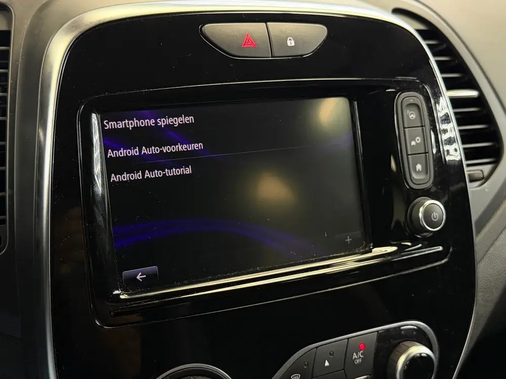 Renault Captur 1.3 TCe Intens Camera Trekhaak uit 2019, foto 15
