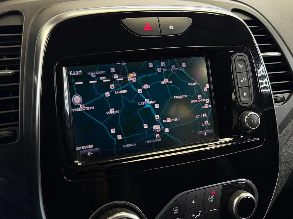 Renault Captur 1.3 TCe Intens Camera Trekhaak uit 2019, foto 8