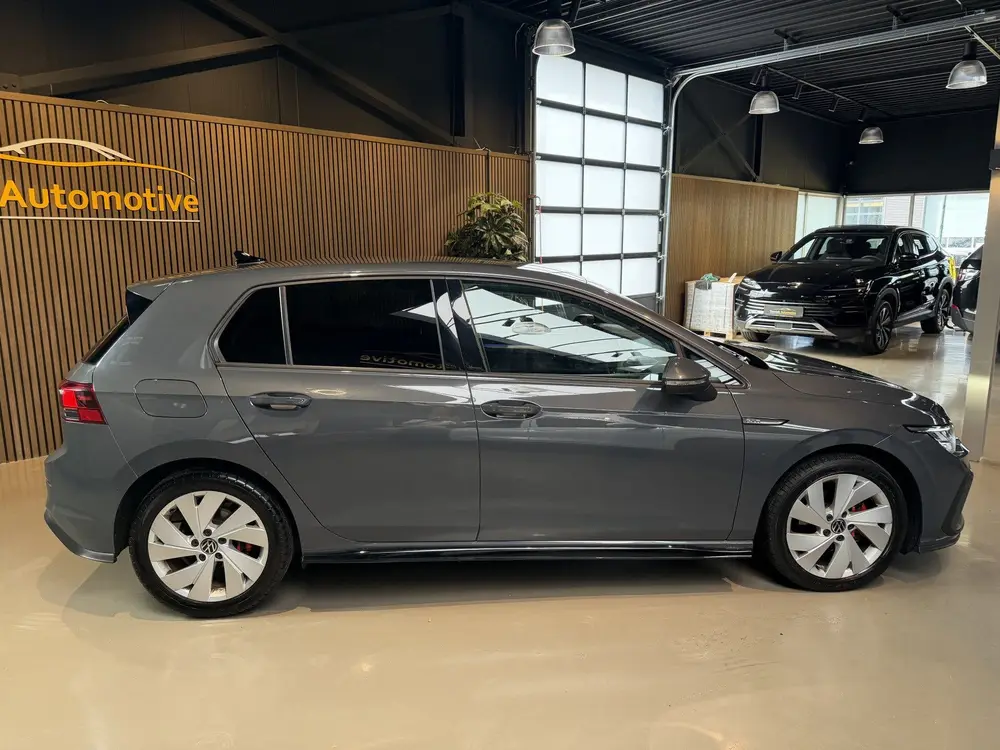Volkswagen Golf 2.0 TDI Style AUTOMAAT | STOELVERWARMING | uit 2020, foto 2