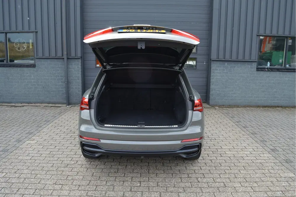 Audi Q3 35 TFSI Pro Line S uit 2020, foto 12