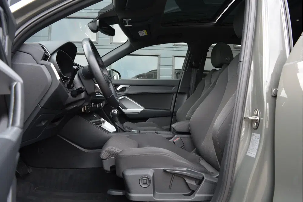 Audi Q3 35 TFSI Pro Line S uit 2020, foto 8