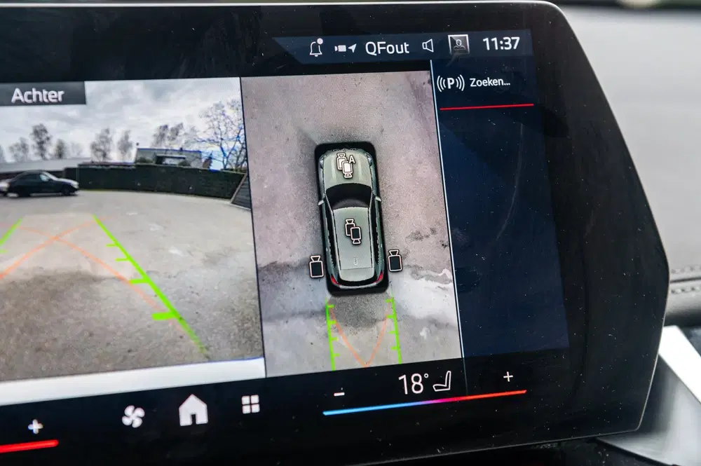 BMW iX1 EDrive 20 M Sport Live Cockpit I Mineralwe uit 2025, foto 17