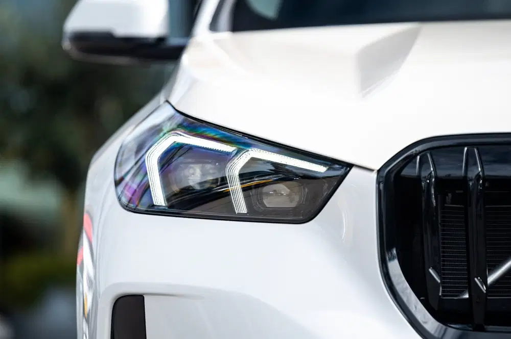 BMW iX1 EDrive 20 M Sport Live Cockpit I Mineralwe uit 2025, foto 19