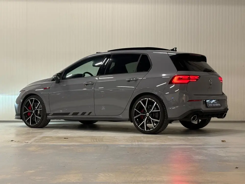 Volkswagen Golf 2.0 TSI GTI CLUBSPORT | PANO | IQ LIGHTS | A uit 2023, foto 2