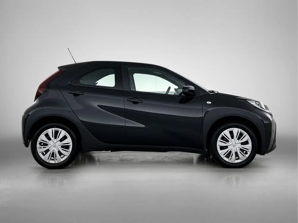 Toyota Aygo X 1.0 VVT-i Play Automaat uit 2024, foto 10