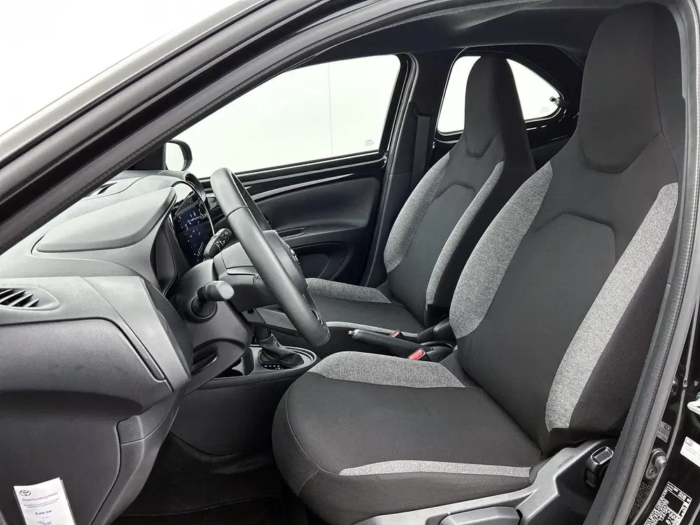 Toyota Aygo X 1.0 VVT-i Play Automaat uit 2024, foto 14