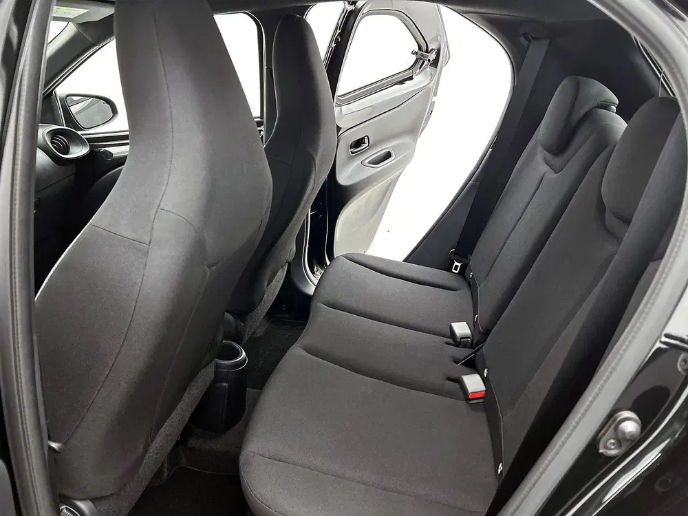 Toyota Aygo X 1.0 VVT-i Play Automaat uit 2024, foto 15