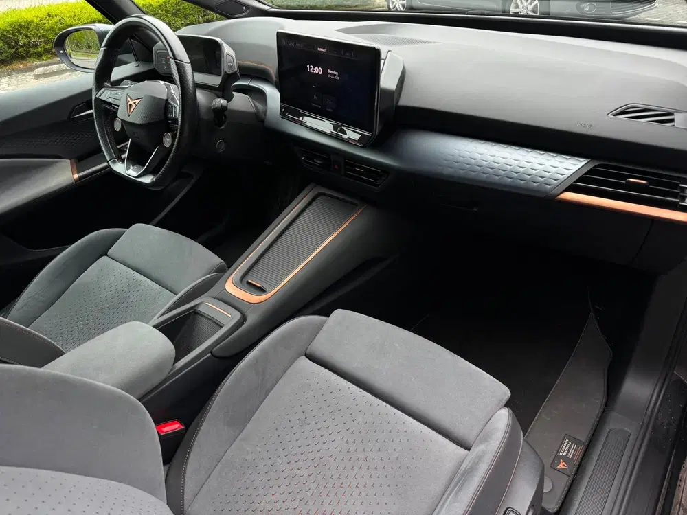 Cupra Born Copper Edition 82 kWh FULL LED uit 2022, foto 19