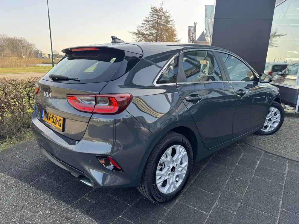 Kia Ceed 1.5 T-GDi DynamicLine Eerste Eigenaar uit 2025, foto 4