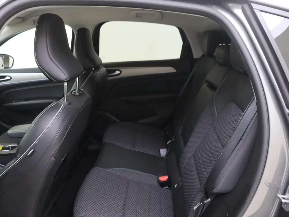 Renault Arkana 1.6 E-Tech hybrid 145 techno Metallic lak uit 2023, foto 13