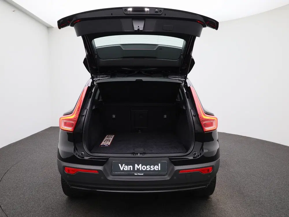 Volvo XC40 Recharge Core uit 2023, foto 11