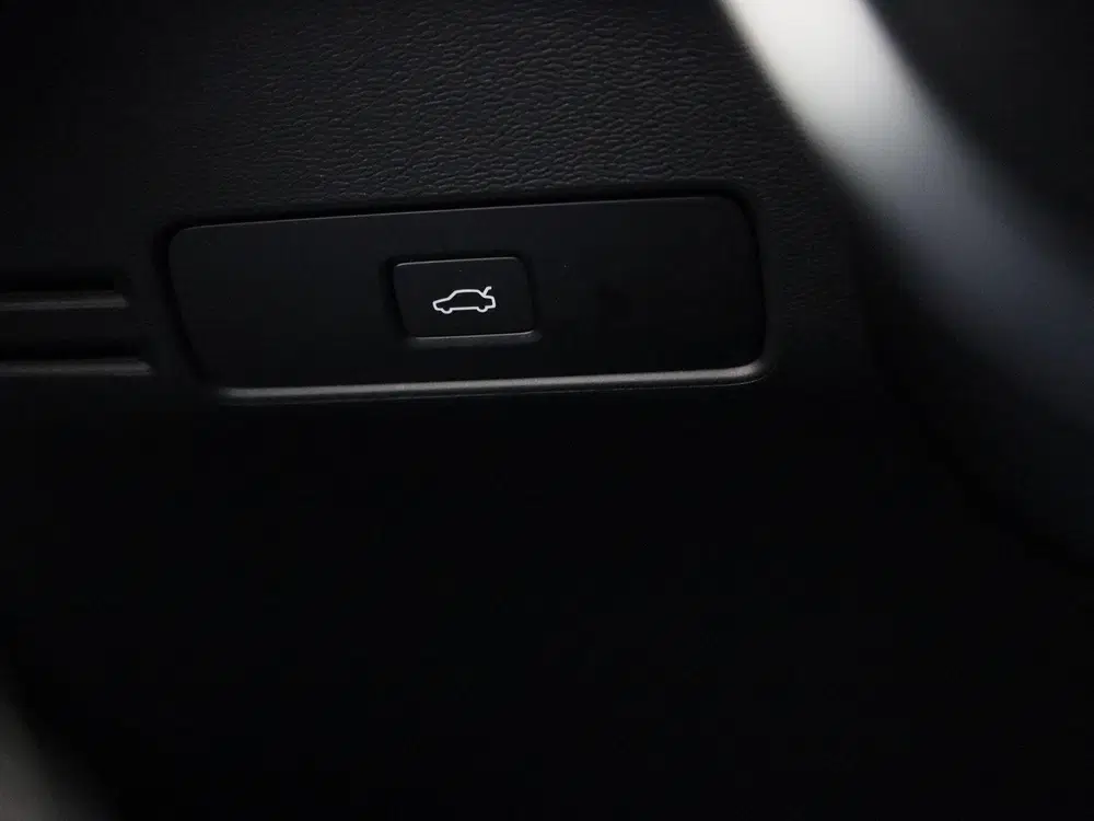 Volvo XC40 Recharge Core uit 2023, foto 19