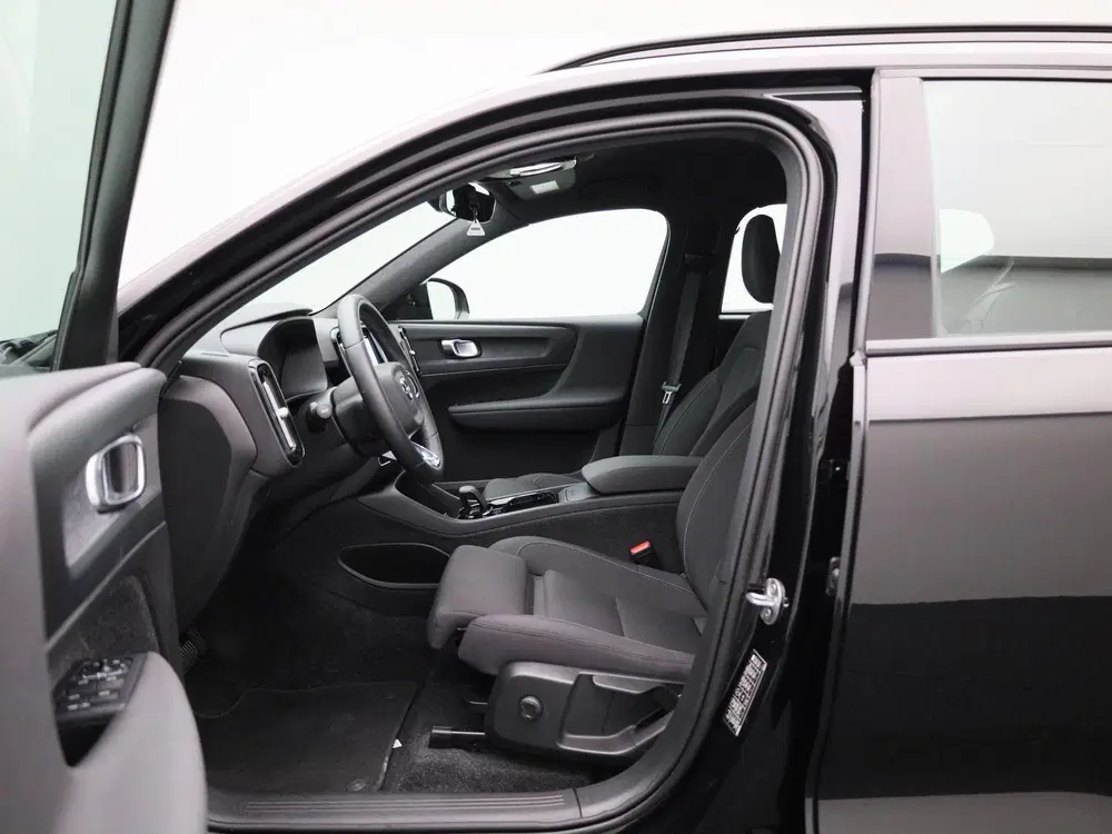 Volvo XC40 Recharge Core uit 2023, foto 9
