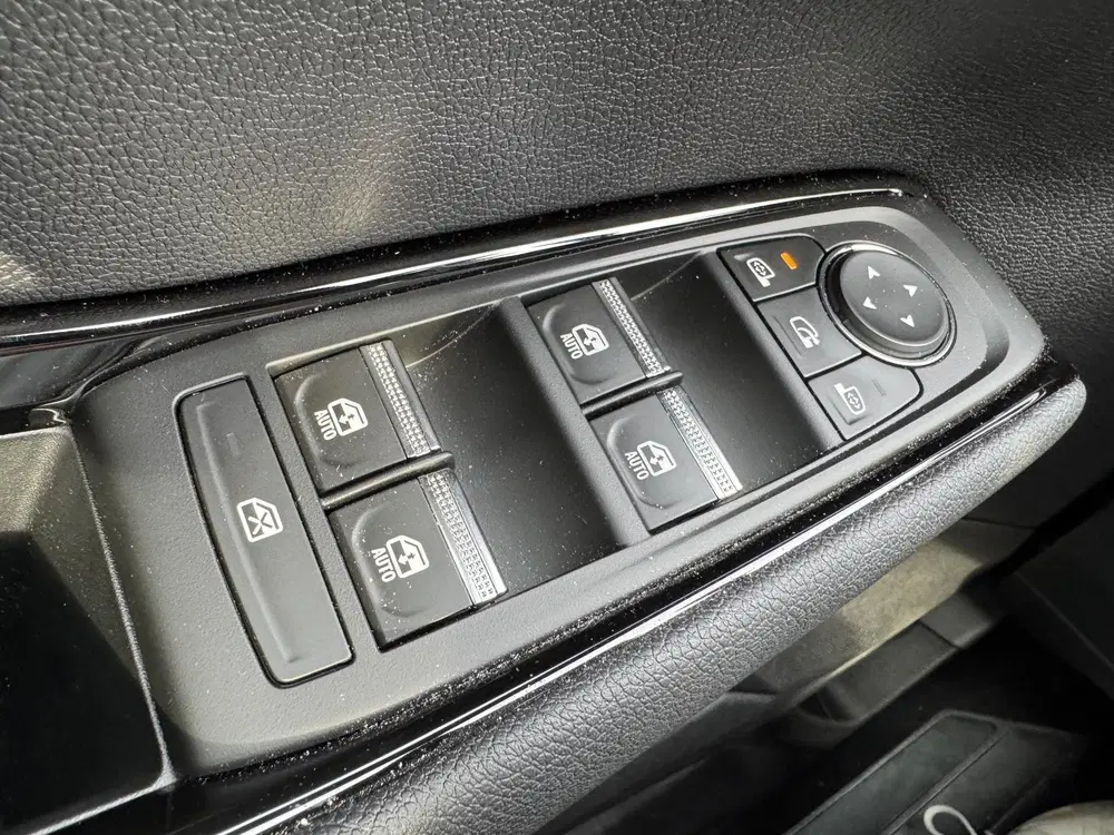 Renault Austral 1.3 160pk EDC X-tronic Techno 1.800kg trek uit 2025, foto 17