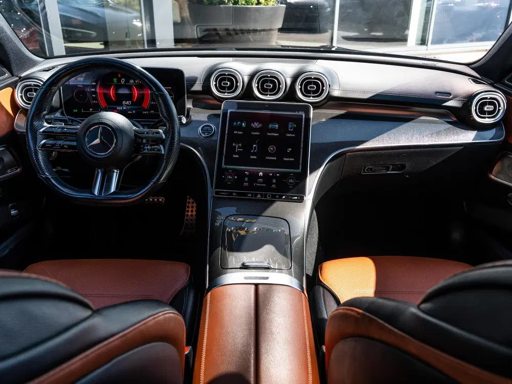 Mercedes-Benz C-Klasse C200 AMG uit 2021, foto 10