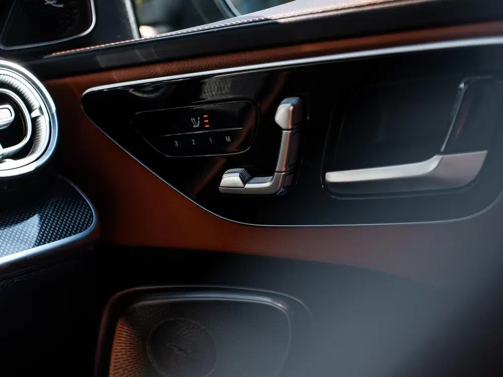 Mercedes-Benz C-Klasse C200 AMG uit 2021, foto 17