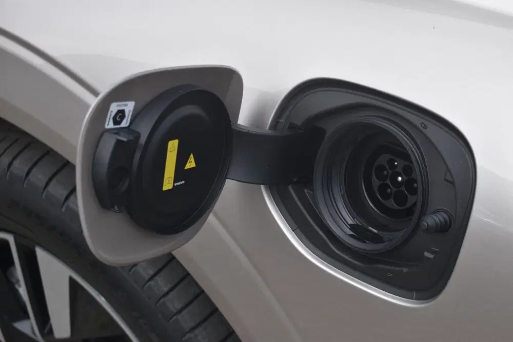 Volvo XC60 T6 AWD 350PK Automaat Plug-in Hybrid Plus uit 2025, foto 9