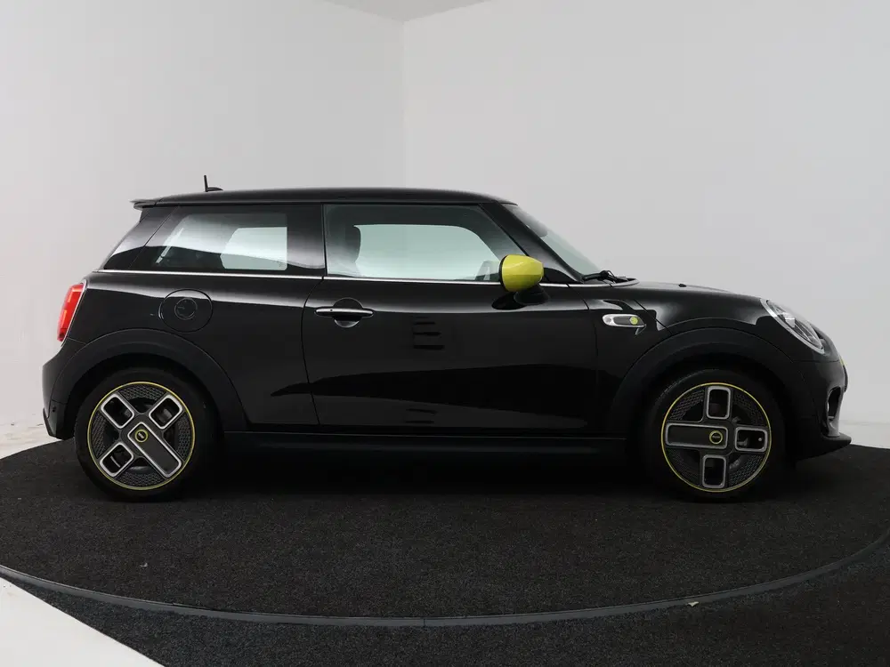 Mini Electric Essential 33 kWh (bj 2020 uit 2020, foto 14