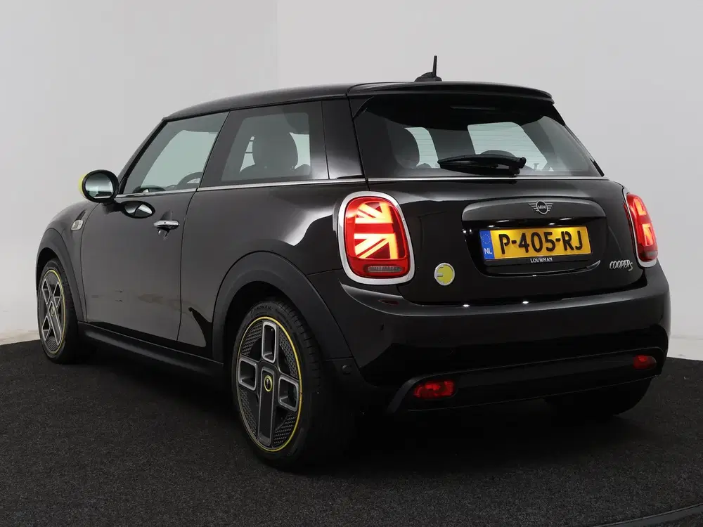 Mini Electric Essential 33 kWh (bj 2020 uit 2020, foto 16