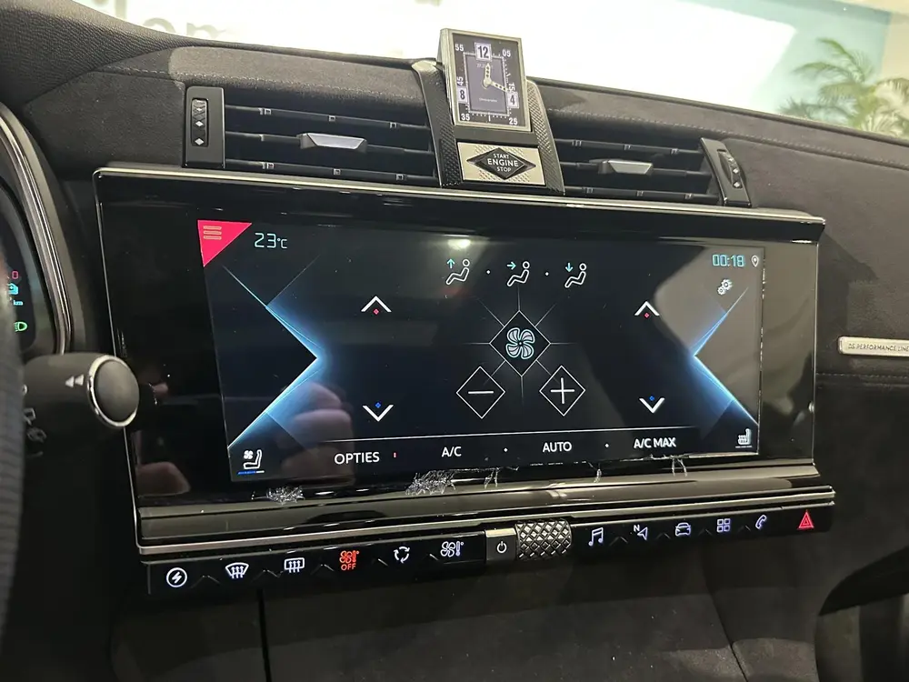 DS Automobiles DS 7 Crossback DS 7 Crossback E-Tense 4x4 Performance Lin uit 2020, foto 20