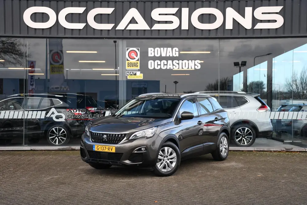 Peugeot 3008 1.2 Executive NAVIGATIE/ TREKHAAK/ CRUISE CONTR uit 2019