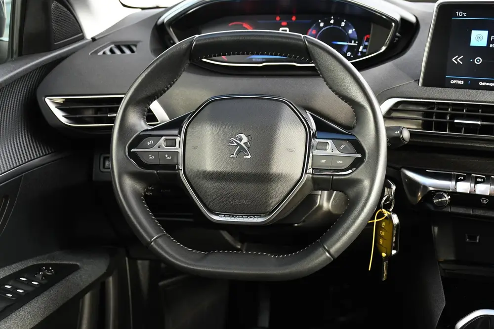 Peugeot 3008 1.2 Executive NAVIGATIE/ TREKHAAK/ CRUISE CONTR uit 2019, foto 18