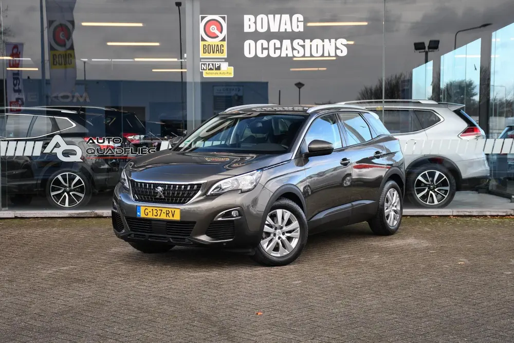 Peugeot 3008 1.2 Executive NAVIGATIE/ TREKHAAK/ CRUISE CONTR uit 2019, foto 2